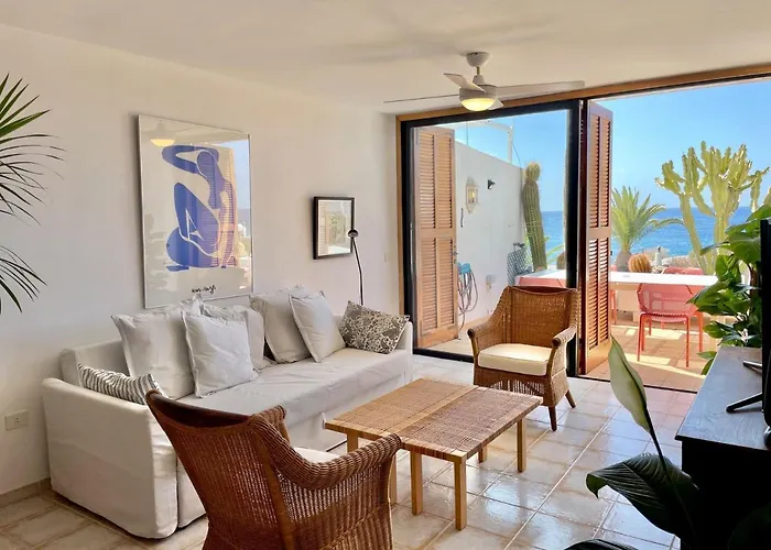 Con Piscina Caliente, Mar, Wifi Pro, Barbacoa Gas San Miguel de Abona