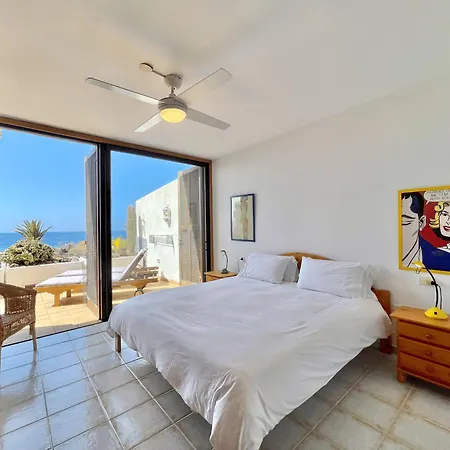 Con Piscina Caliente, Mar, Wifi Pro, Barbacoa Gas * San Miguel de Abona